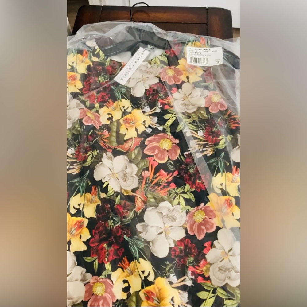 Alice and Olivia Wynell Mini Dress NWT - Picture 6 of 16